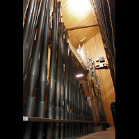 San Diego, Balboa Park, Spreckels Organ Pavilion (Freiluftorgel), Pfeifen im Choir: Clarinet (vorn), Geigen Celeste, French Horn, Violina Cel. 4' (oben)